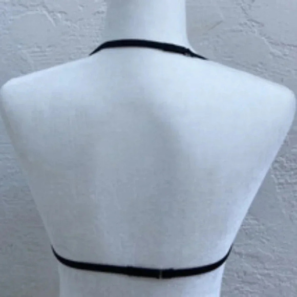 Halter Style Sleek Bikini Top Black Adjustable Straps Size Small - Picture 2 of 3